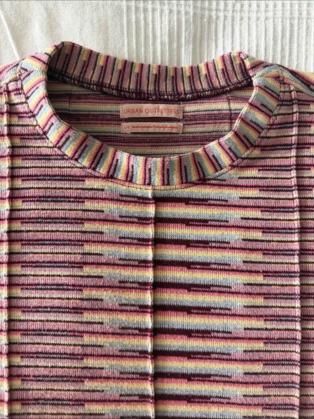 Urban OutfittersCropped Pink & Yellow< Blue . Multistripe Ribbed Crew Sweater